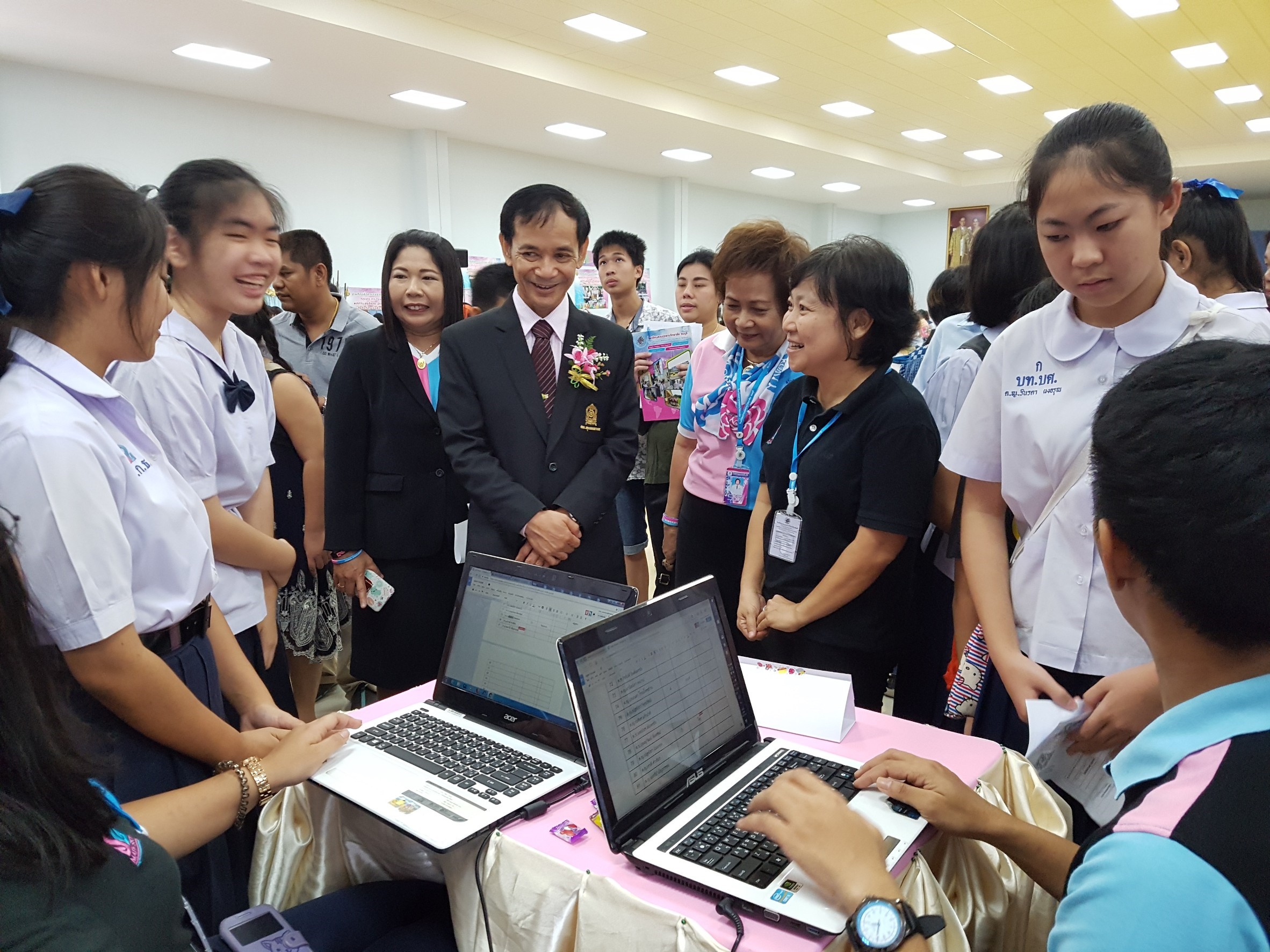 สวนกหลาบ ธนบร ๑๘๐๑๒๙ 0015
