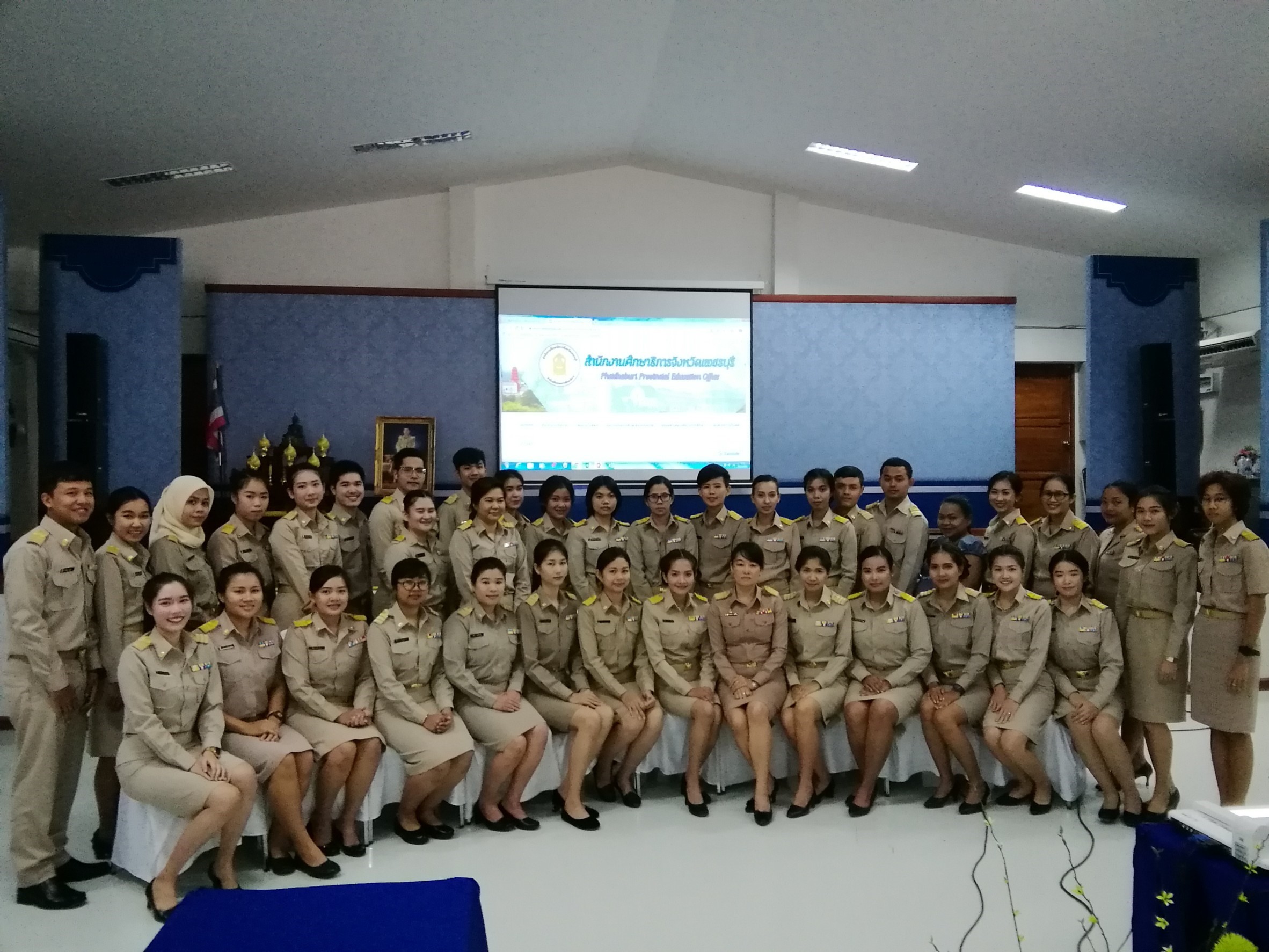 2561-10-26 ๑๘๑๐๒๖ 0067