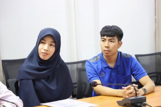 IMG 7104 320x213