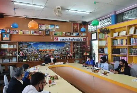 การตรวจติดตามนโยบายการจัดการเรียนการสอนในสถานการณ์การแพร่ระบาดของโรคติดเชื้อไวรัสโคโรน่า ๒๐๑๙ (COVID-19) ณ จังหวัดอ่างทอง